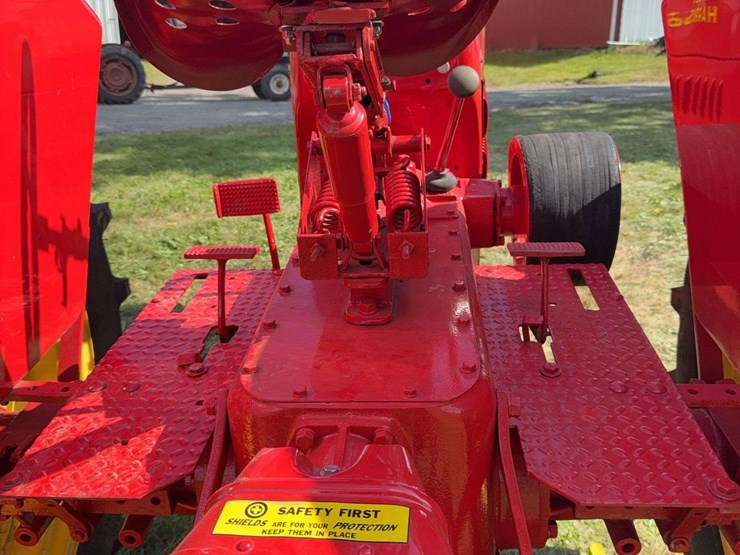 massey-ferguson-101-image-32