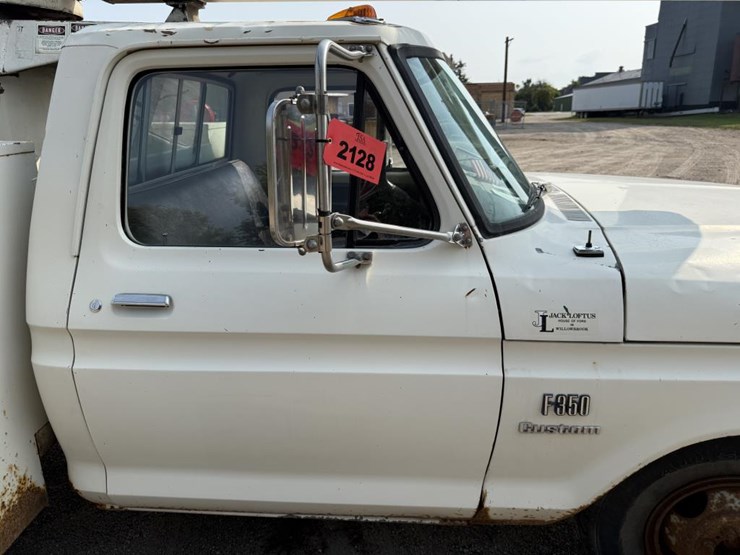 1975-ford-f350-image-26