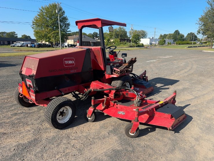 2007-toro-groundsmaster-580d-image-5