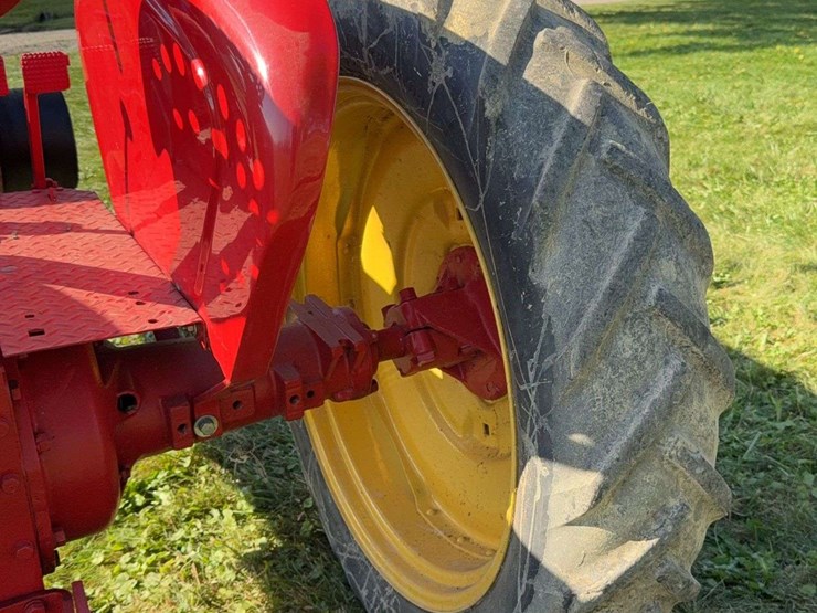 massey-ferguson-81-image-25