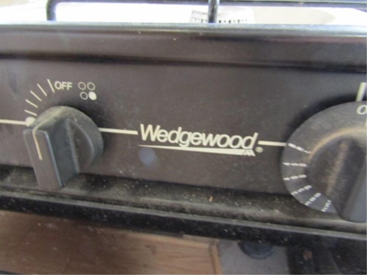 1992-layton-model-2000,bumper-pull-camper,2-doors-image-40