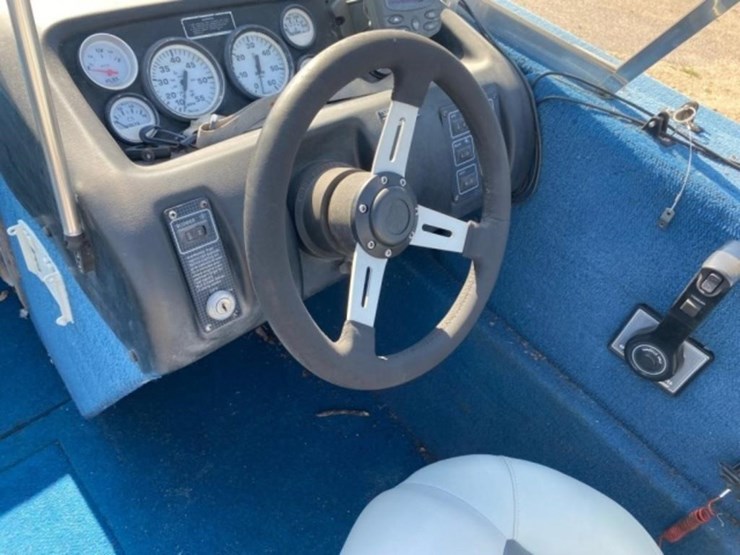 1993-spectrum-by-blue-fin-1956,-19ft.-6in.,4.3l-v6-image-51