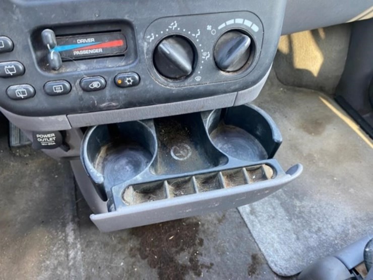 2000-dodge-grand-caravan-image-35