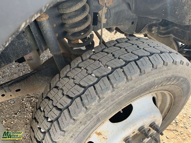 2014-ford-f450-image-10