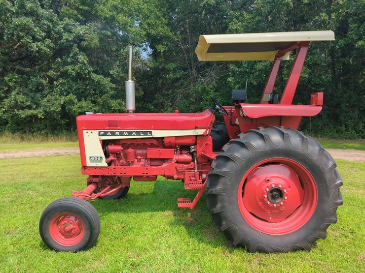 farmall-656-diesel-tractor,-serial-15411s,-65-hp-diesel-engine-image-19