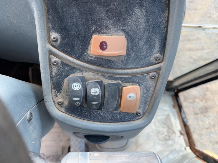 2005-caterpillar-430d-it-image-31