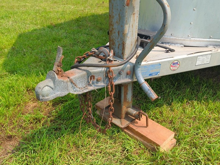 featherlite-livestock-trailer,-aluminum,-tandem-axle,-rubber-floor,-side-&-rear-doors-image-12