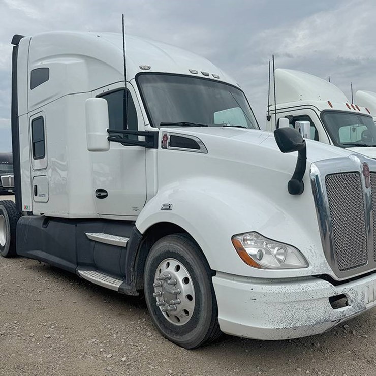 2017 KENWORTH T680