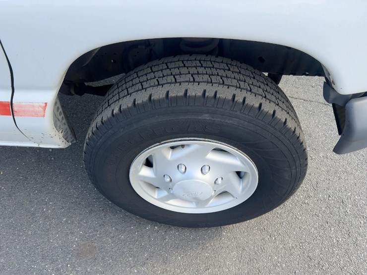 2007-ford-e250-image-8