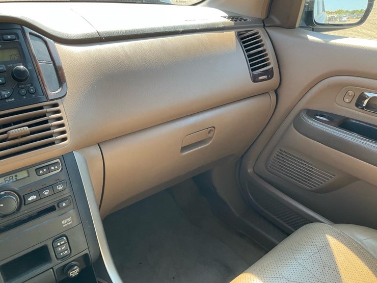 2004-honda-pilot-image-66