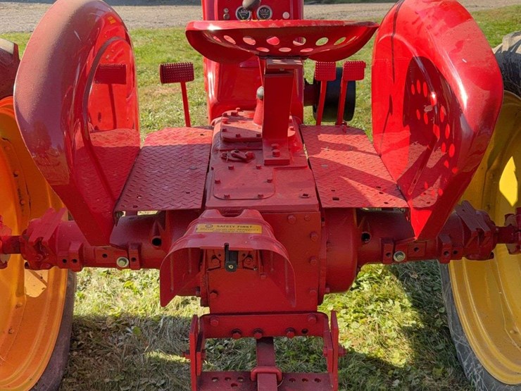 massey-ferguson-81-image-20