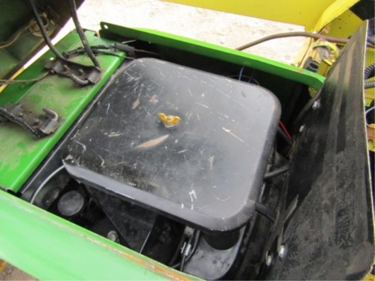 john-deere-316-image-31