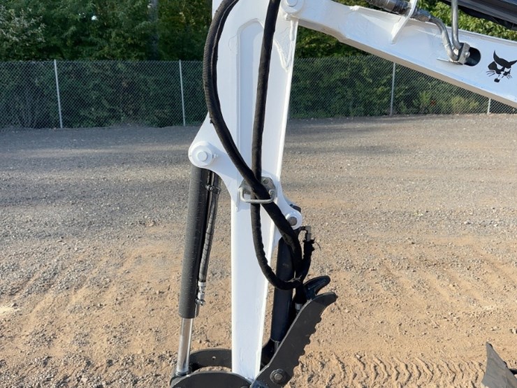2022-bobcat-e20-image-14