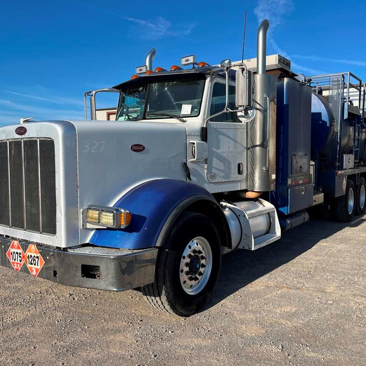 2013 PETERBILT 367
