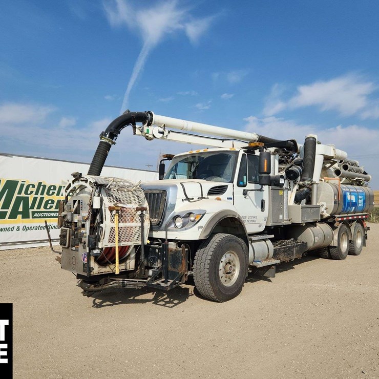2013 INTERNATIONAL WORKSTAR 7500