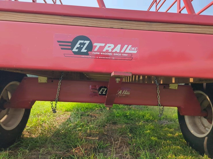 ez-trail-kicker-rack-and-wagon,-(like-new),-18'-long-x-8'10"-wide
(stored-inside)-image-6
