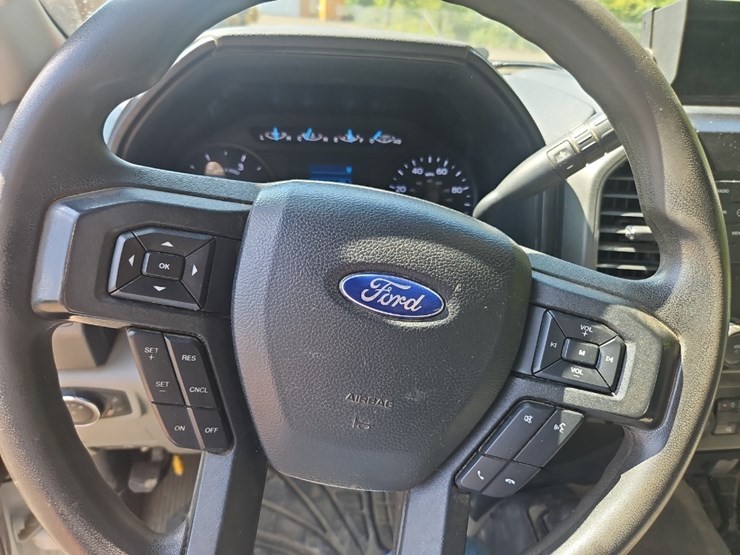 2019-ford-f550-xl-image-43