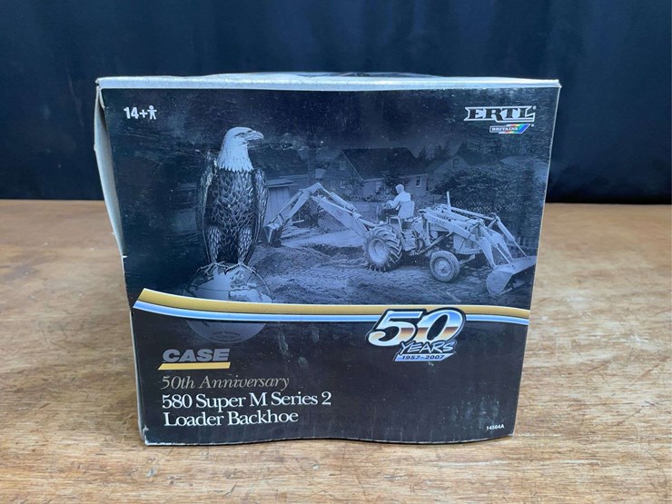 1/16-case-580-super-m-backhoe-2007-50th-anniversary-black-nib-ertl-image-15