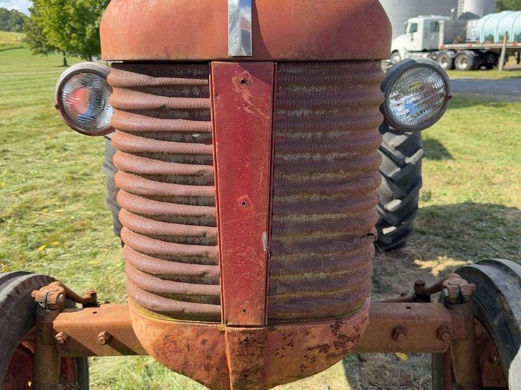 massey-ferguson-50-image-10