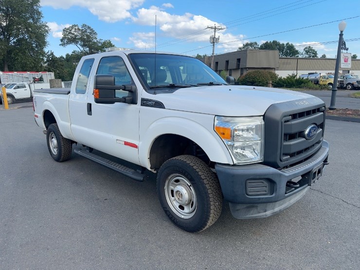 2016-ford-f250-xl-image-7