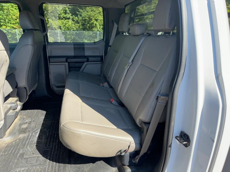 2019-ford-f550-xl-image-31