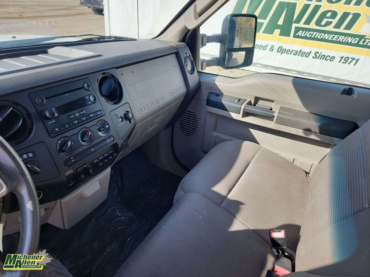 2008-ford-f550-image-24