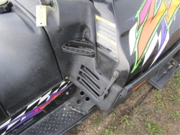1997-arctic-cat-zl440,4,124-miles,-poly-ski's,runs-image-23