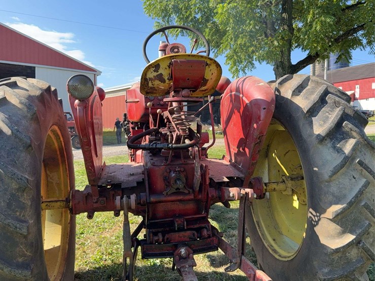 massey-ferguson-44-image-25