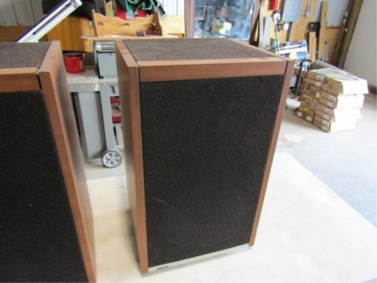 2-bose-model-601-speakers,-right-&-left,15x13x25.5-image-3