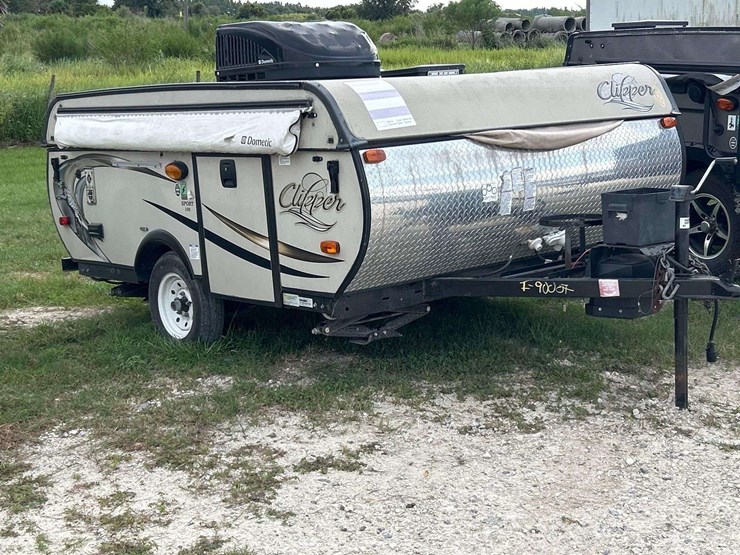 2016-clipper-sport-106-17ft-s/a-pop-up-camper-image-1