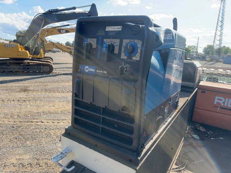 2019-ford-f550-xl-image-29