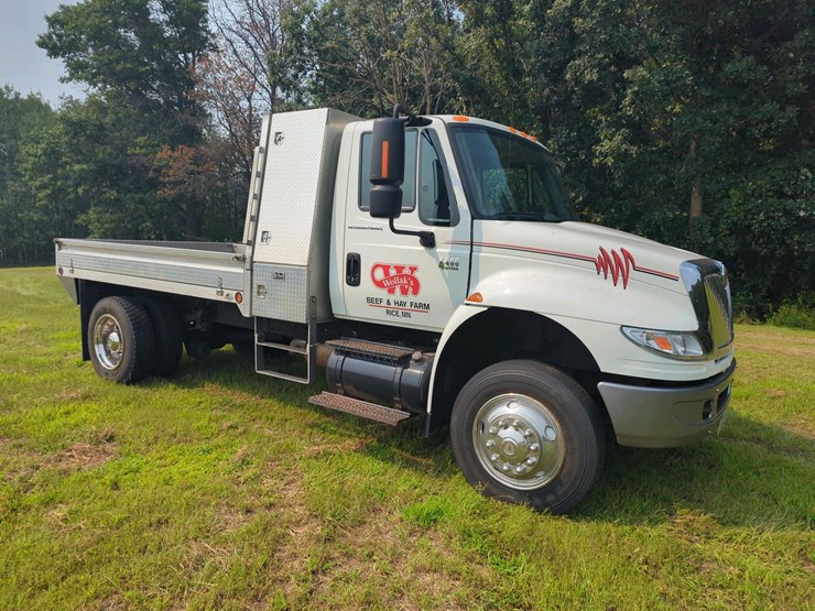 international-durastar-4400-image-34
