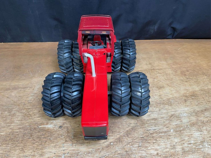 1/16-ih-7488-1984-special-edition-ertl-image-12