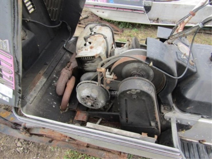 1972-caterpillar-440-image-25