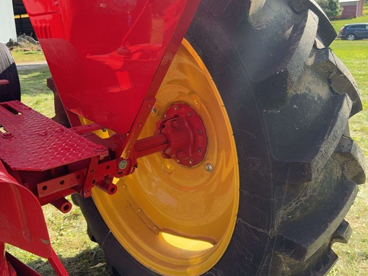 massey-ferguson-101-image-26
