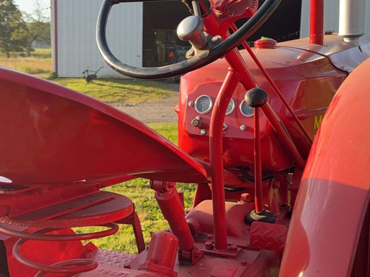 massey-ferguson-30-image-25