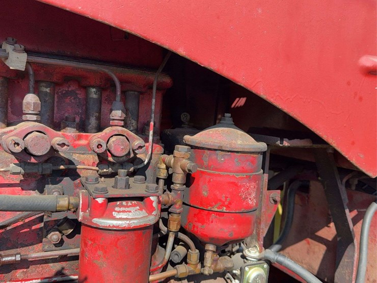 massey-ferguson-44-image-58