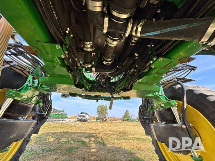 2018-john-deere-r4038-image-29