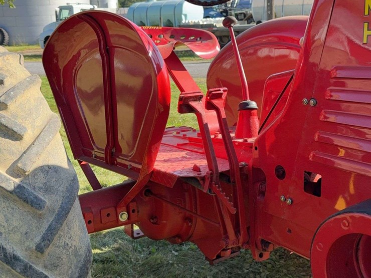 massey-ferguson-81-image-29