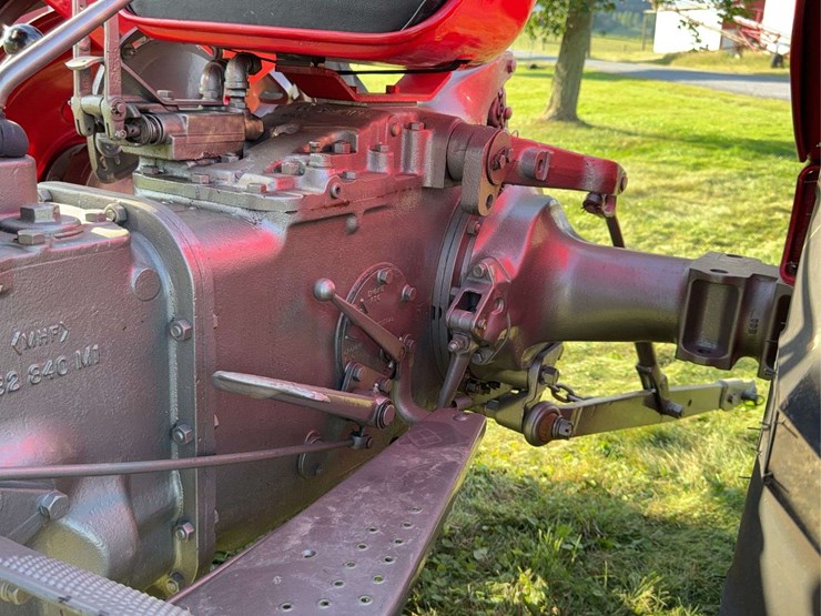 massey-ferguson-65-image-42