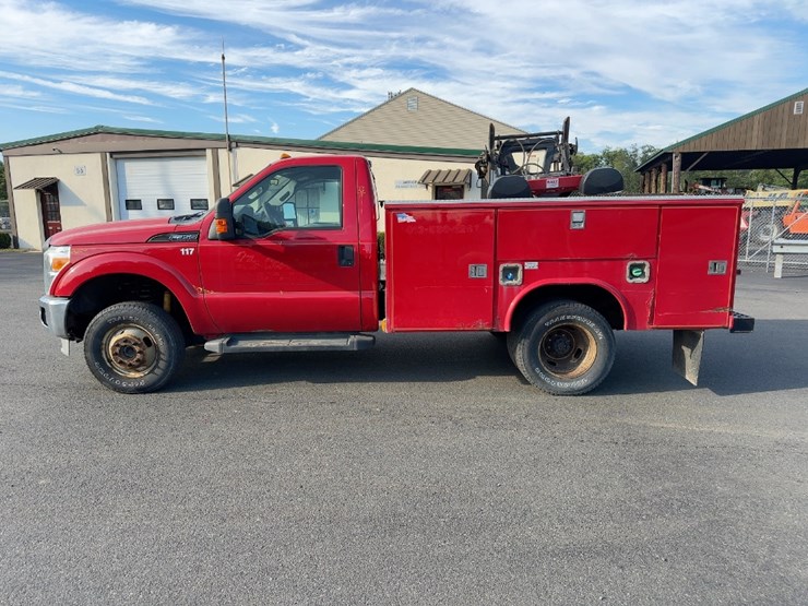 2012-ford-f350-xl-image-2