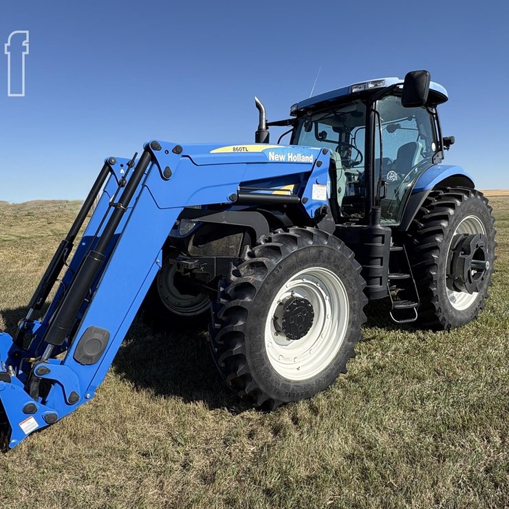 2010 NEW HOLLAND T7040