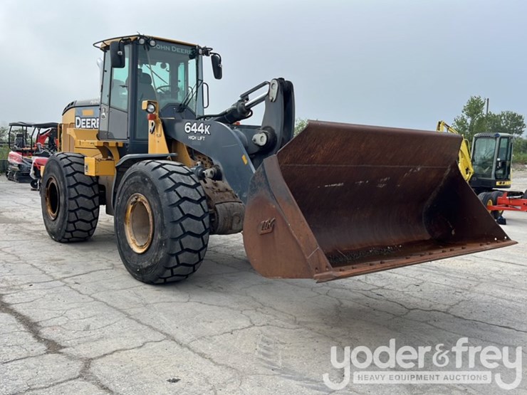2015-deere-644k-image-7