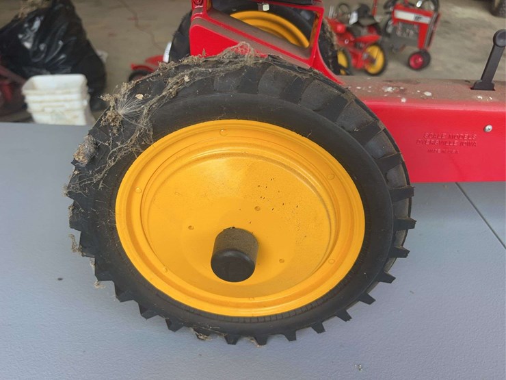massey-ferguson-44-image-12