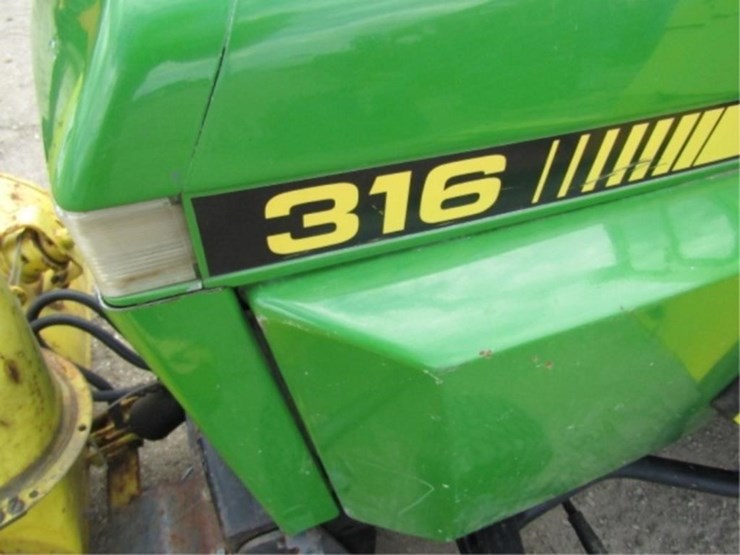 john-deere-316-image-7