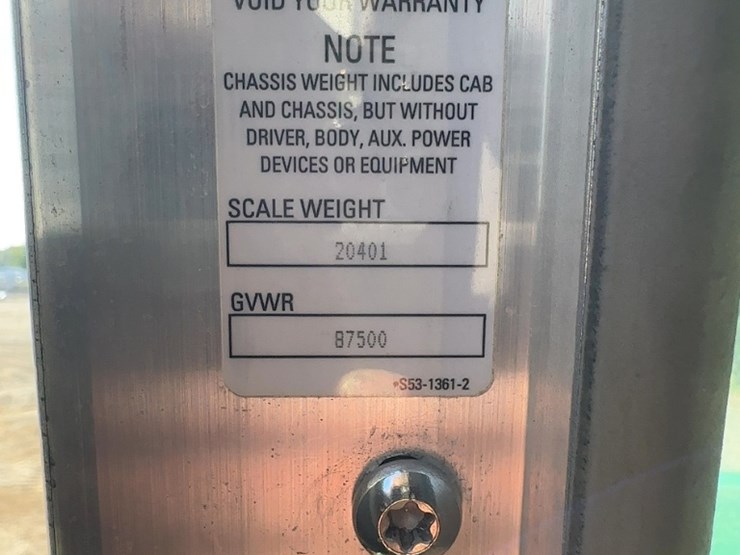 2018-kenworth-t800-image-36