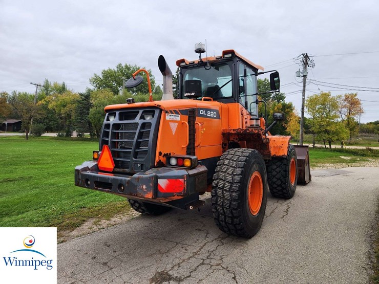 2015-doosan-dl220-image-6