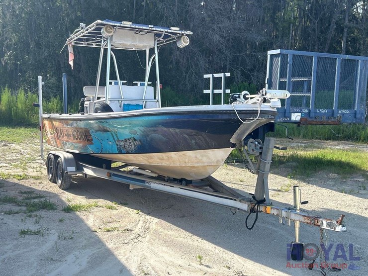1990-21ft-center-console-fishing-boat-with-t/a-boat-trailer-image-2