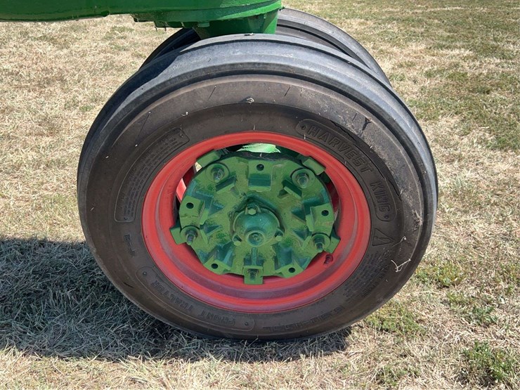 oliver-70-image-19