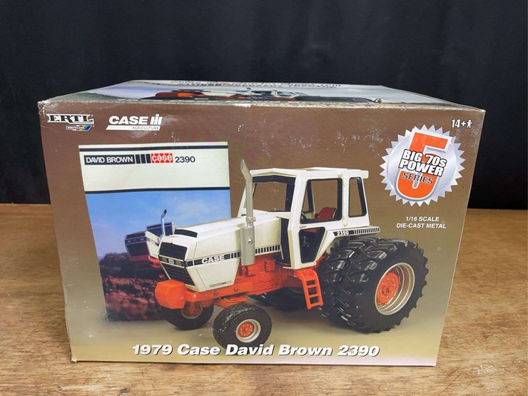 1/16-case-david-brown-2390-2008-ttt-nib-ertl-image-8
